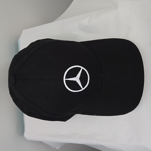 Mercedes Benz Hat - Picture 2 of 4